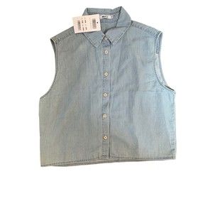 Brandy Melville Womens Light Wash Button Up Jean Denim Vest Size Small.